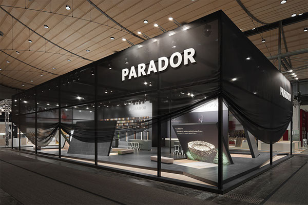 Parador在不同的展览会上使用的展台设计概念